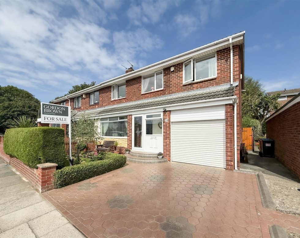 Frome Gardens, Low Fell