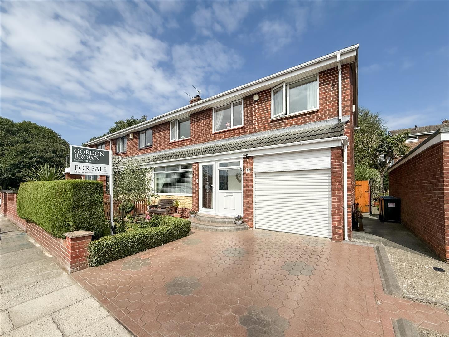 Frome Gardens, Low Fell