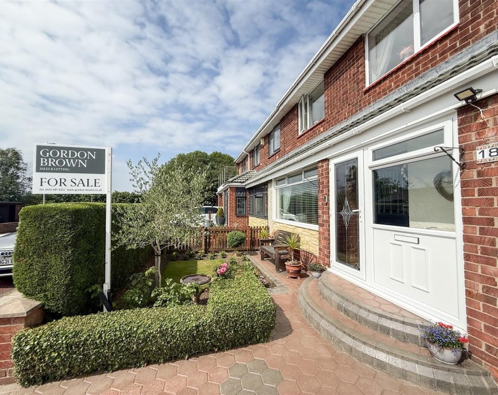 Frome Gardens, Low Fell