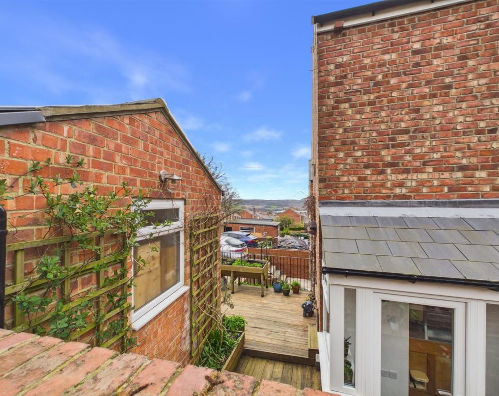 Primrose Hill, Low Fell