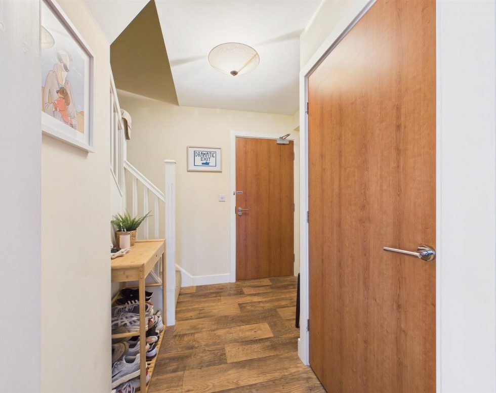 Colombo Square, Worsdell Drive, Gateshead