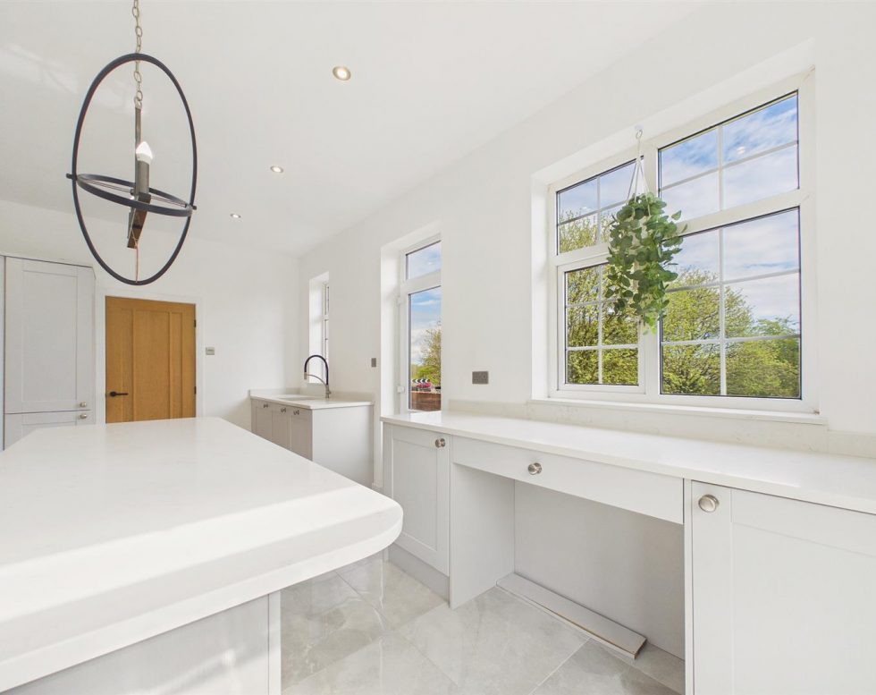 Elmwood Gardens., Lobley Hill