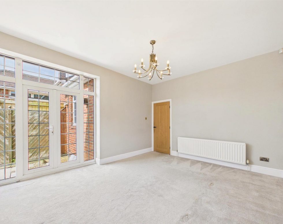 Elmwood Gardens., Lobley Hill