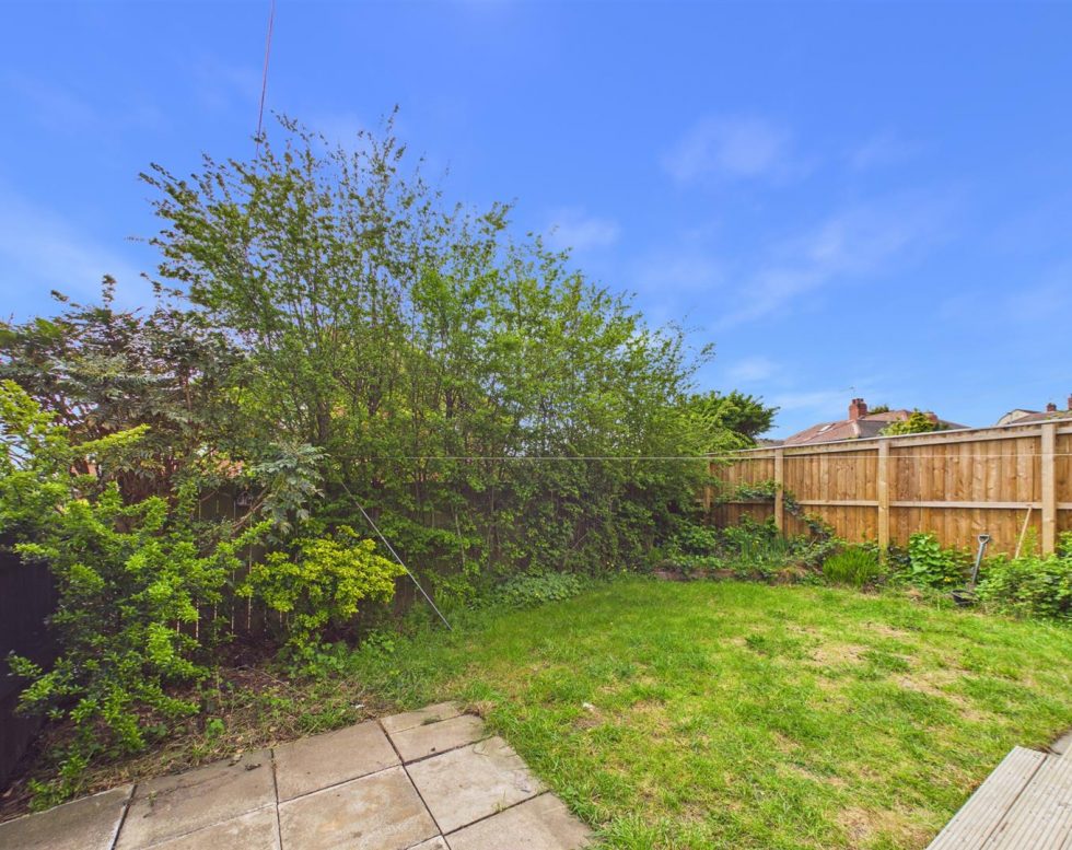 Elmwood Gardens., Lobley Hill