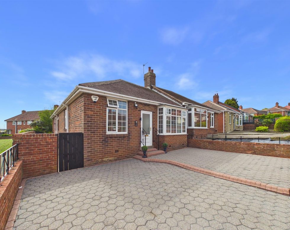 Elmwood Gardens., Lobley Hill