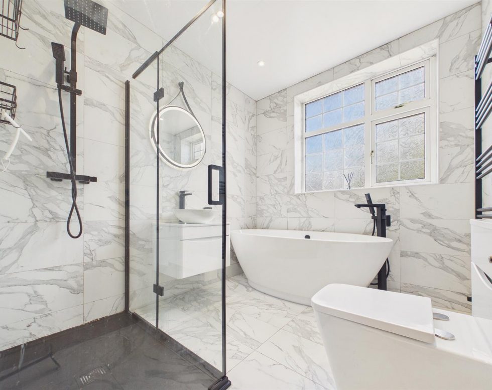 Elmwood Gardens., Lobley Hill