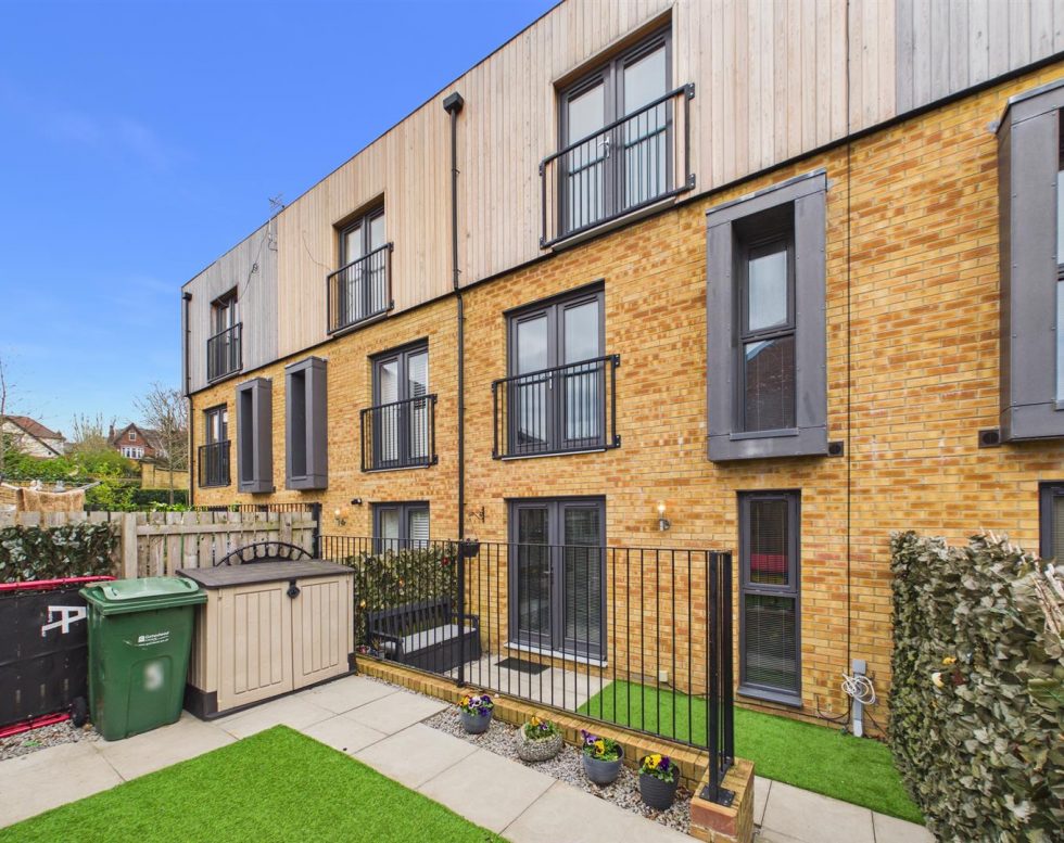 North Dene Drive, Low Fell, Gateshead