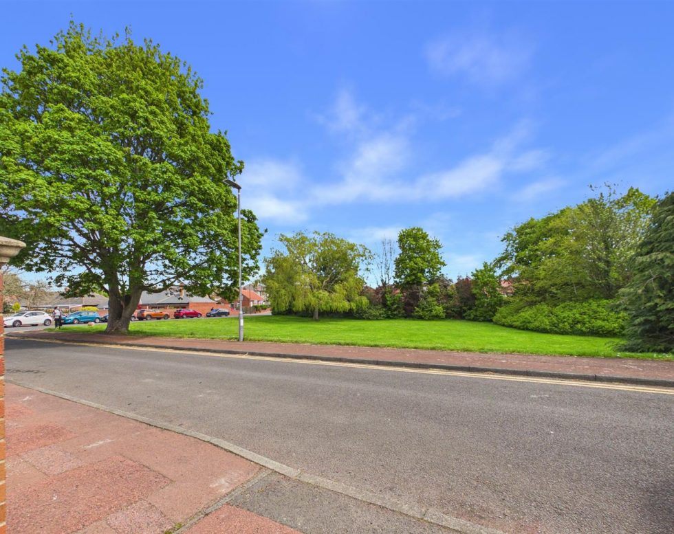 Evenwood Gardens, Gateshead