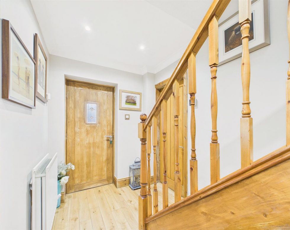 Parklands, Wardley