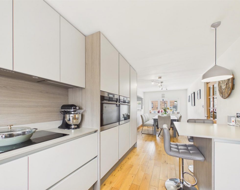 Parklands, Wardley