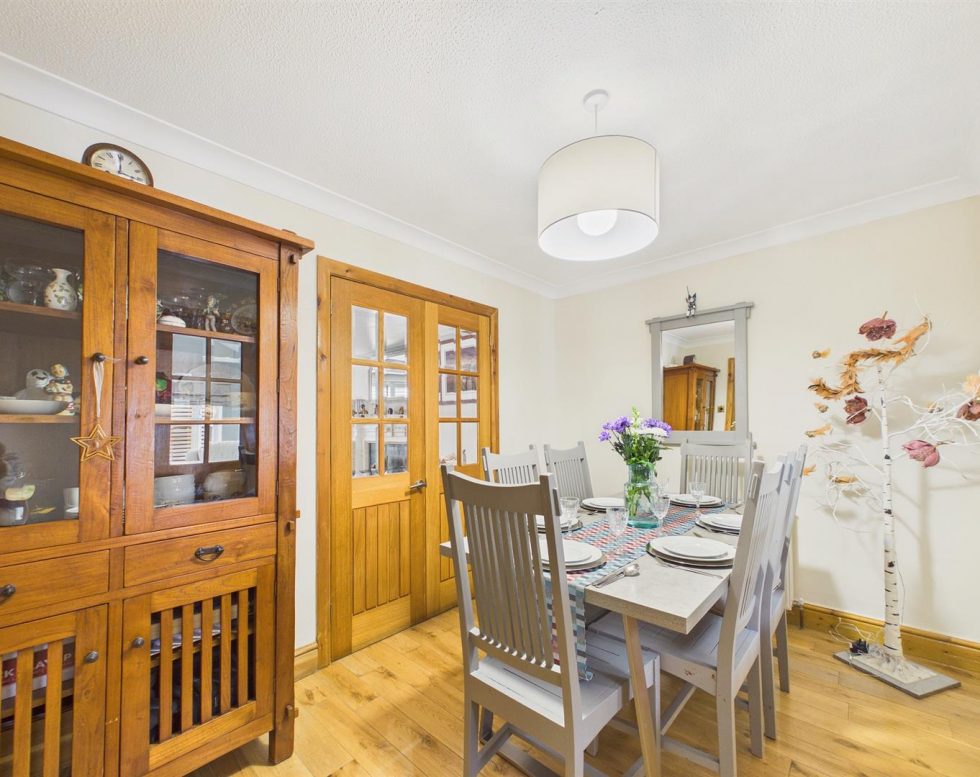 Parklands, Wardley