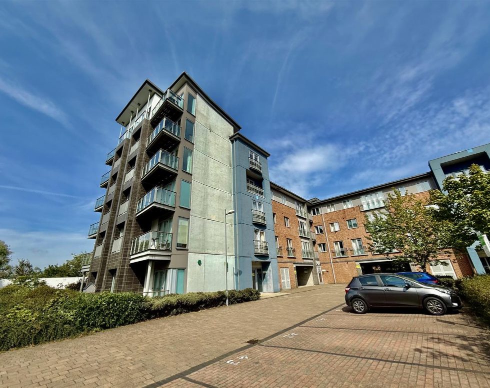 Worsdell Drive, Gateshead