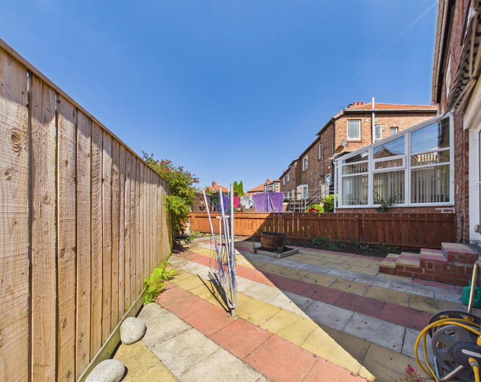 Maple Grove, Gateshead