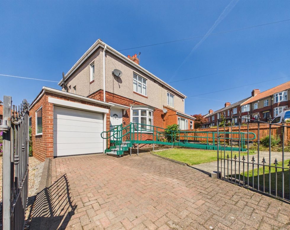Maple Grove, Gateshead