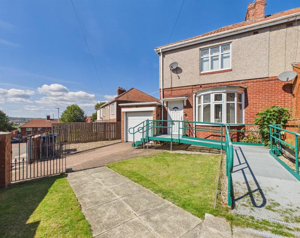 Maple Grove, Gateshead