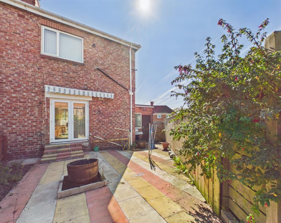 Maple Grove, Gateshead
