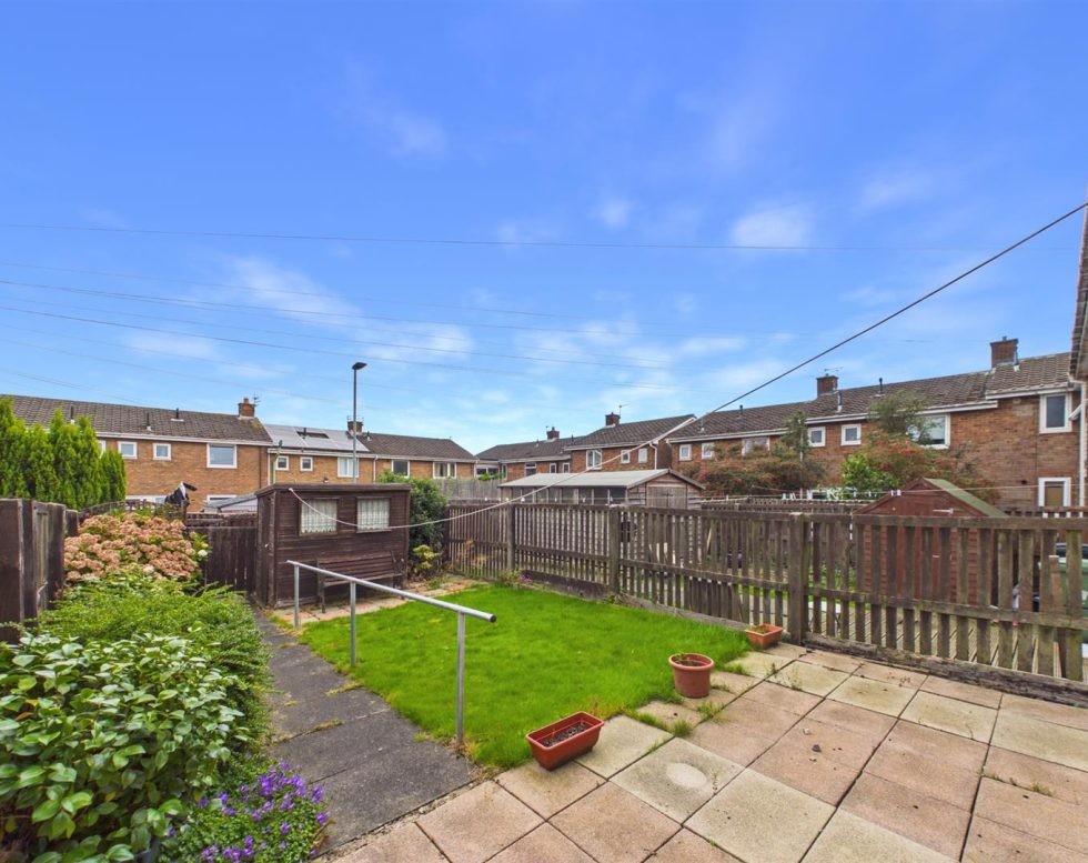 Wallace Gardens, Gateshead