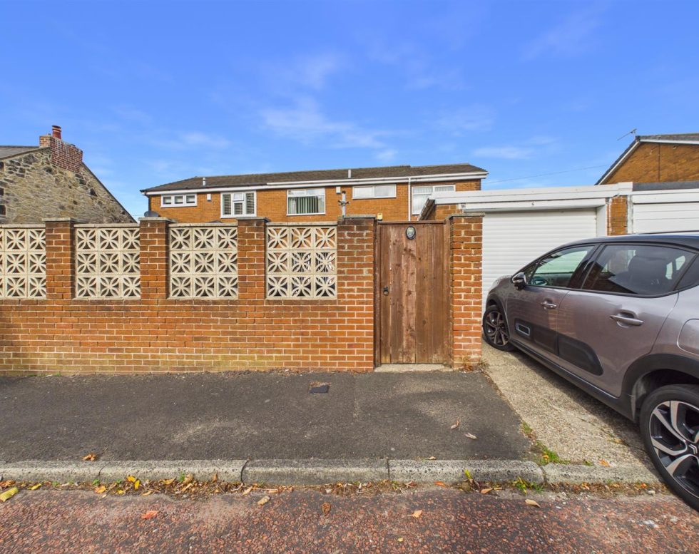 Harleston Way, Windy Nook, Gateshead