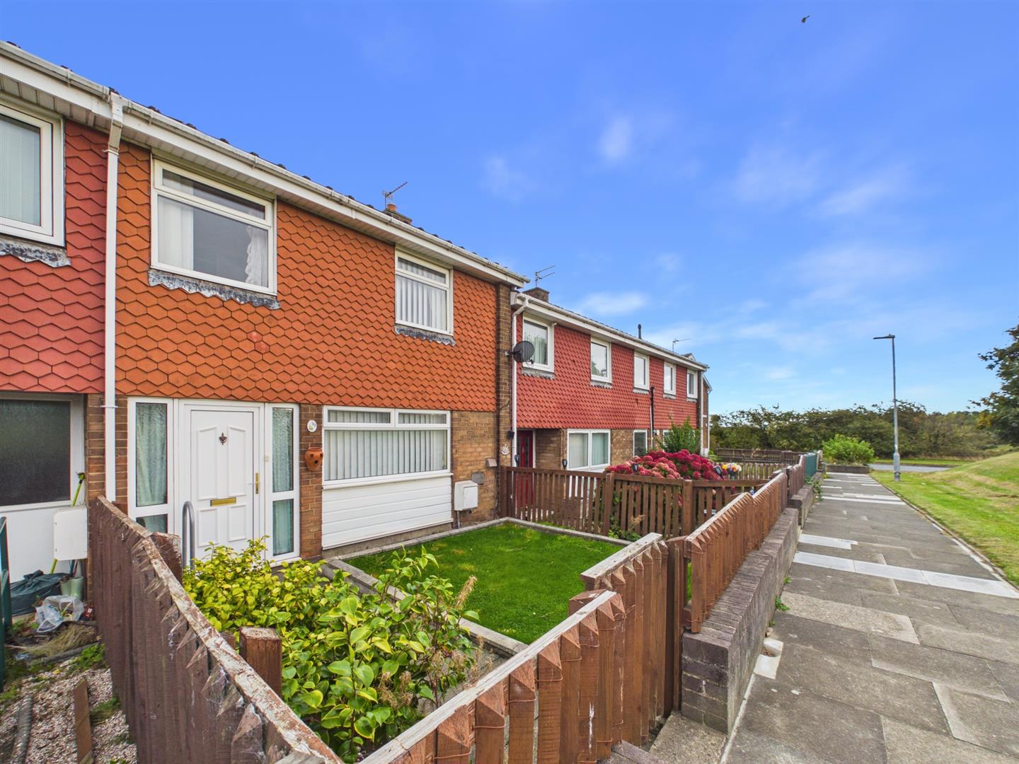 Wallace Gardens, Gateshead