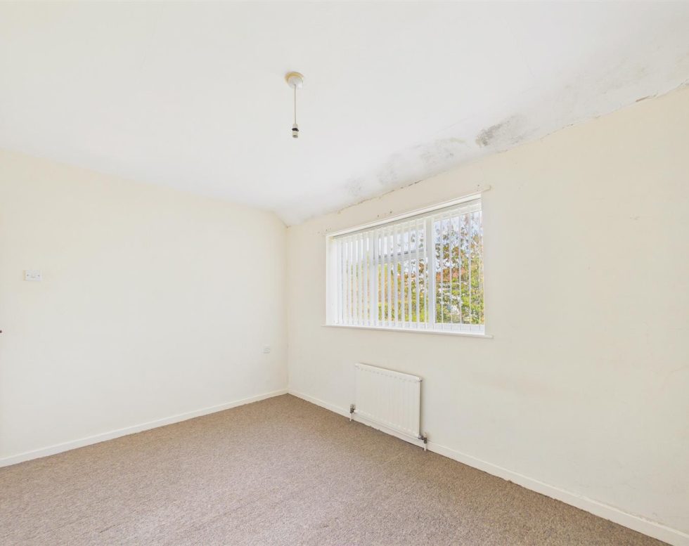 Aycliffe Crescent, Spring well